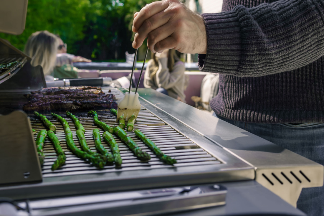 Start With the Grill and Build the Bar Around It