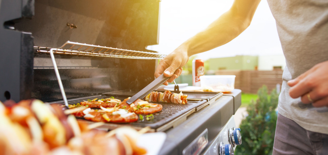 Why Many Homeowners Start with a Big Box Grill
