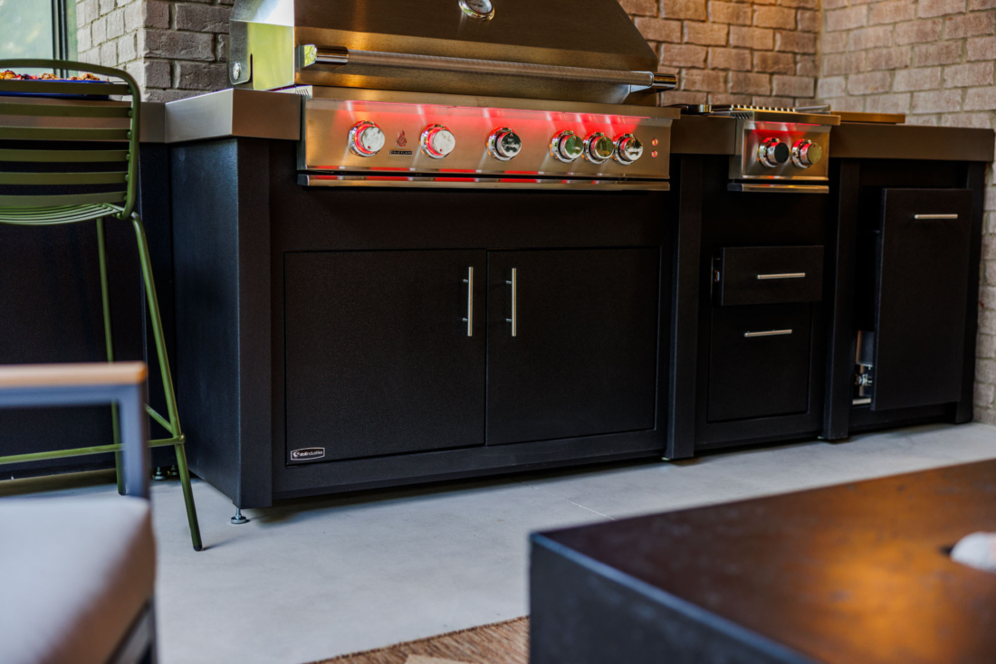 Build Your Outdoor Kitchen One Step at a Time