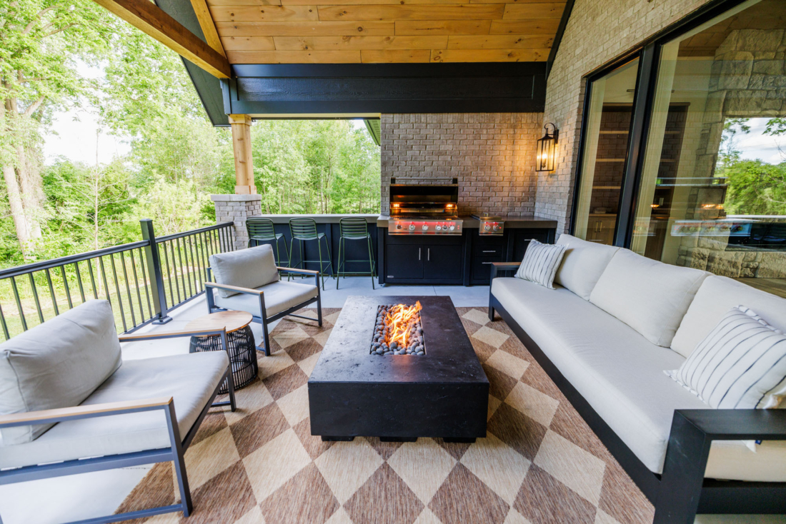 Create a Warm, Welcoming Outdoor Atmosphere
